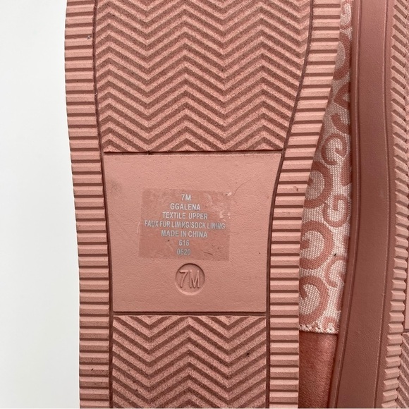 G‎ By Guess GBG Alena LOGO Short Faux Fur Winter Boots Ankle Booties Pink (NWOT) - Picture 8 of 8